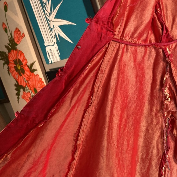 Vintage red satin Hong Kong‎ made swing coat 3/4 sleeves. 32” chest 352 - Picture 5 of 9